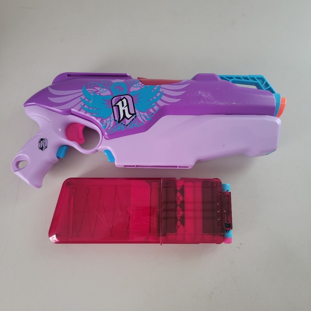Nerf Rebelle Rapid Red Dart Blaster